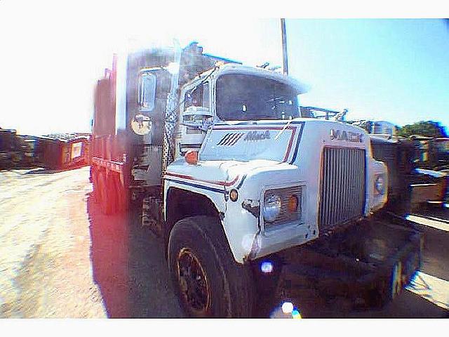 1985 MACK MR600 Jackson Minnesota Photo #0080673A