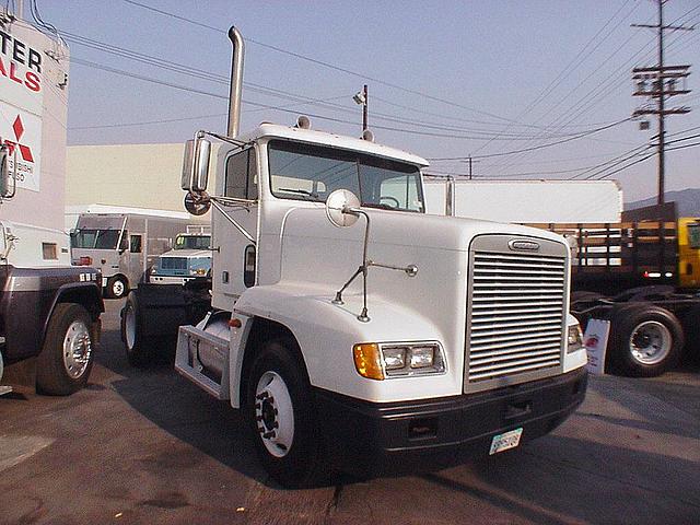 1999 FREIGHTLINER FLD12042ST Sylmar California Photo #0080684A