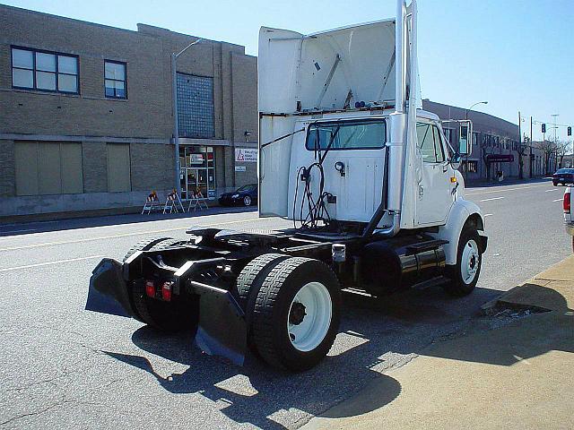 1997 INTERNATIONAL 8100 Saint Louis Missouri Photo #0080702A