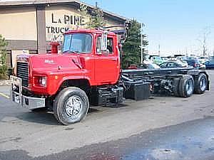 1989 MACK DM690S Broadview Heights Ohio Photo #0080742A