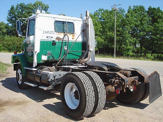 1995 WHITE/GMC WG42T Wittenberg Wisconsin Photo #0080759A