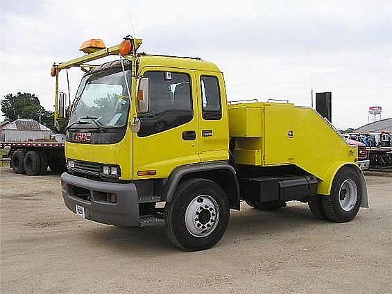 2001 GMC T7500 New Hampton Iowa Photo #0080837A