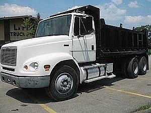 2003 FREIGHTLINER FL112 Broadview Heights Ohio Photo #0080862A