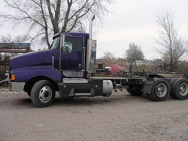 2005 KENWORTH T600B South Sioux City Nebraska Photo #0080875A