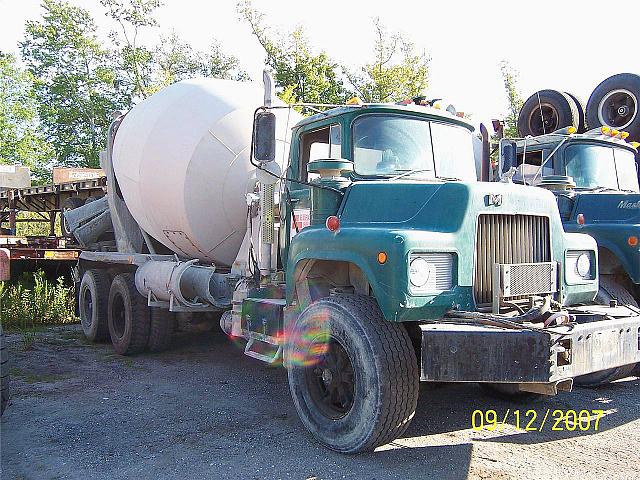 1986 MACK DM685S Jacksonville Florida Photo #0080897A