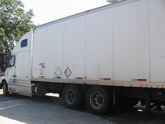 2002 VOLVO VNL64T670 Atlanta Georgia Photo #0080911A