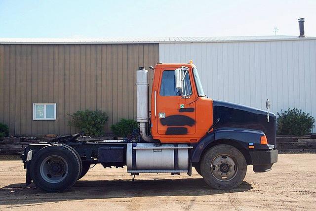 1993 WHITE/GMC WCA42T Jackson Minnesota Photo #0080925A