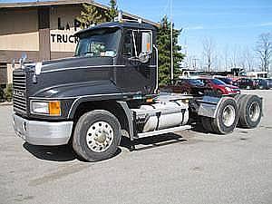 2003 MACK CH613 Broadview Heights Ohio Photo #0080954A