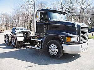 2003 MACK CH613 Broadview Heights Ohio Photo #0080954A