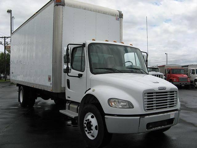 2005 FREIGHTLINER BUSINESS CLASS M2 106 Salem Illinois Photo #0080994A