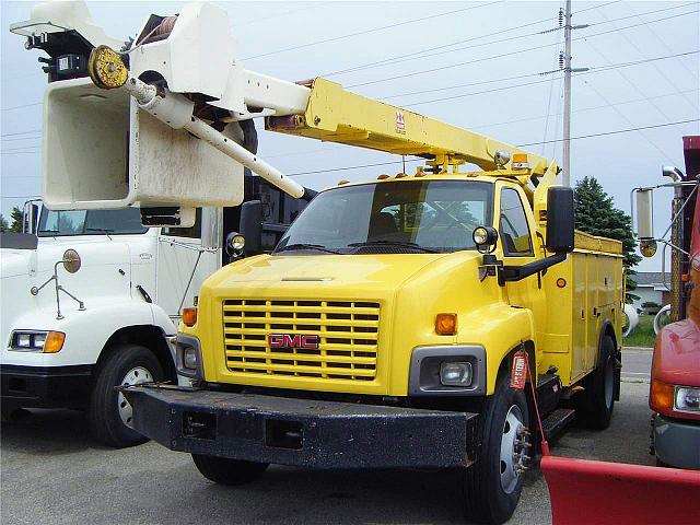 2003 GMC TOPKICK C7500 Moorhead Minnesota Photo #0081157C