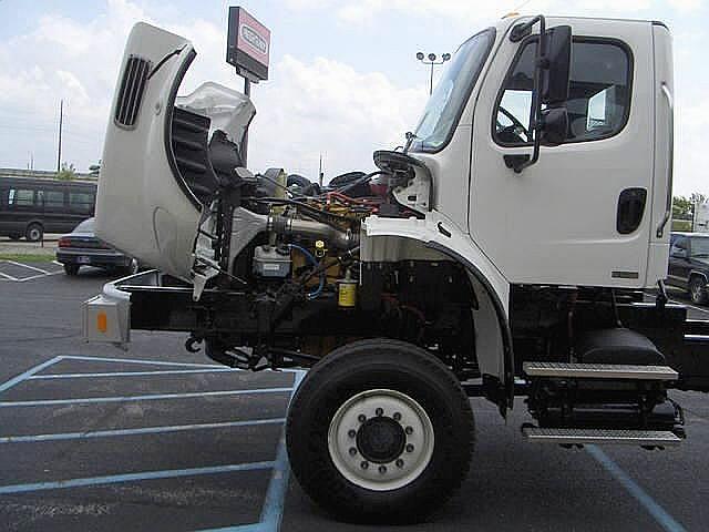 2009 FREIGHTLINER BUSINESS CLASS M2 112V Indianapolis Indiana Photo #0081164E