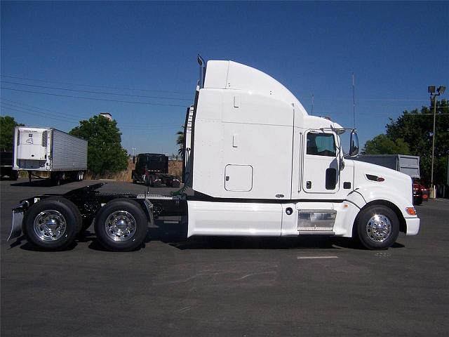 2011 PETERBILT 386 West Sacramento California Photo #0081235A