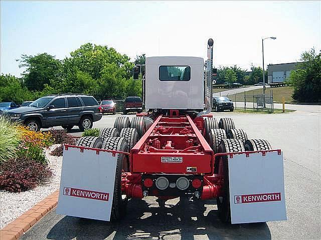 2011 KENWORTH T800B Lexington Kentucky Photo #0081257A