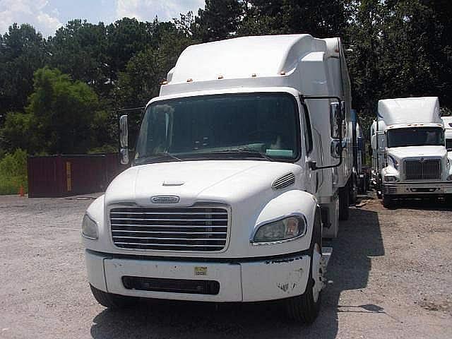 2005 FREIGHTLINER BUSINESS CLASS M2 106 Atlanta Georgia Photo #0081260A