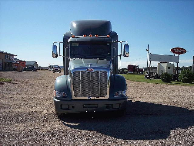 2011 PETERBILT 386 Black Hawk South Dakota Photo #0081267A