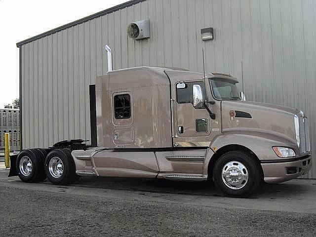 2011 KENWORTH T660 Wichita Kansas Photo #0081289A