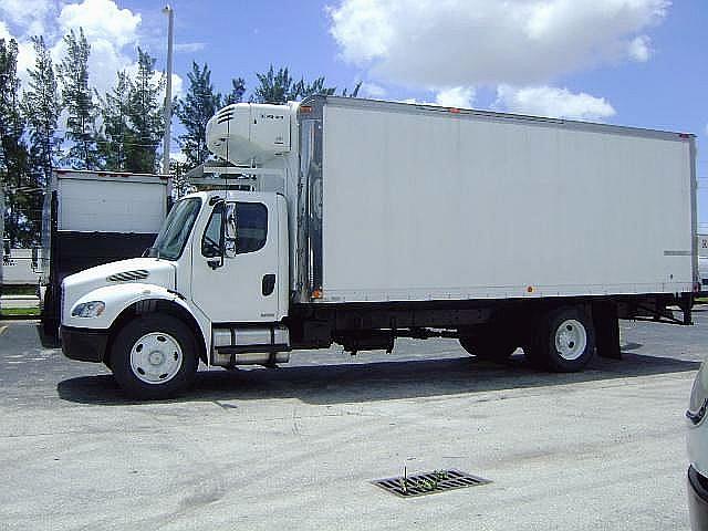 2004 FREIGHTLINER BUSINESS CLASS M2 106 Sanford Florida Photo #0081293D