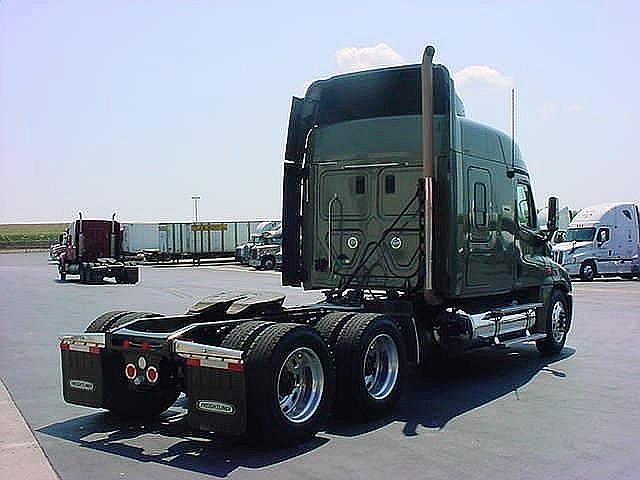 2009 FREIGHTLINER CA12564SLP - CASCADIA Evansville Indiana Photo #0081346A