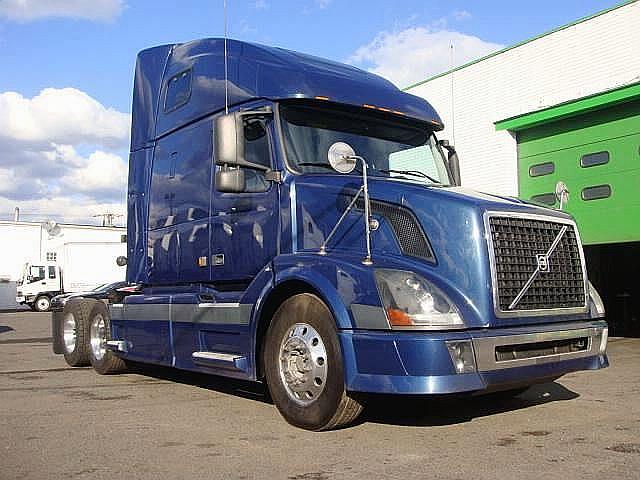 2005 VOLVO VNL64T670 Elizabeth New Jersey Photo #0081443A