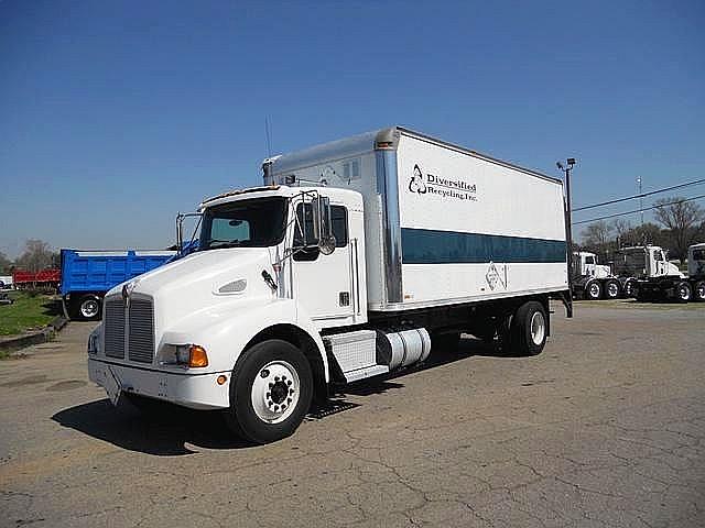 2000 KENWORTH T300 Chatham Virginia Photo #0081449A