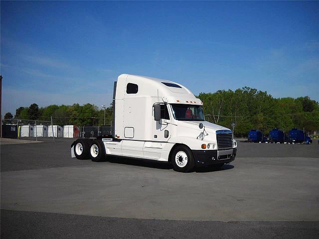 2005 FREIGHTLINER CST12064ST-CENTURY 120 Charlotte North Carolina Photo #0081475G