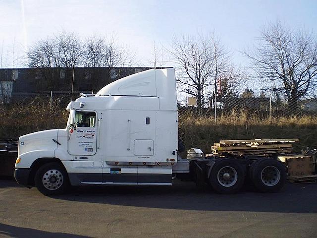 1999 FREIGHTLINER FLD12042ST Portland Oregon Photo #0081480F