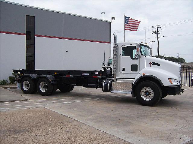 2011 KENWORTH T440 Houston Texas Photo #0081510E