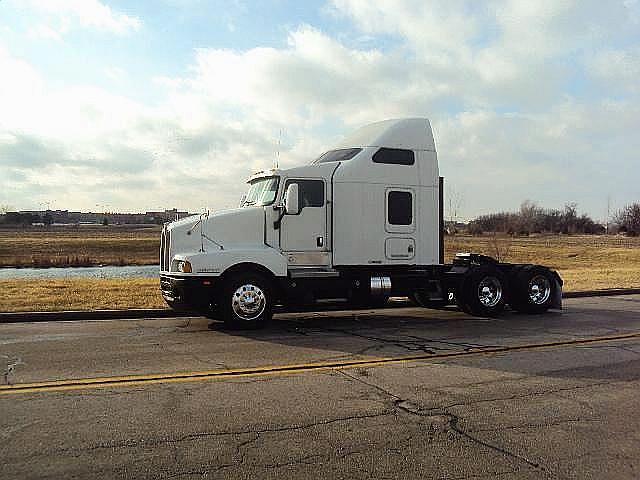 2007 KENWORTH T600 Olathe Kansas Photo #0081553G