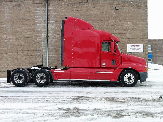 2006 FREIGHTLINER CST12064ST-CENTURY 120 Saint Cloud Minnesota Photo #0081557A