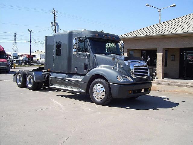 2004 FREIGHTLINER CL12064ST-COLUMBIA 120 Houston Texas Photo #0081587B