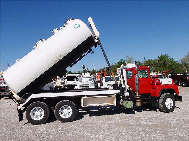 1993 MACK DM690S Lowell Arkansas Photo #0081609H