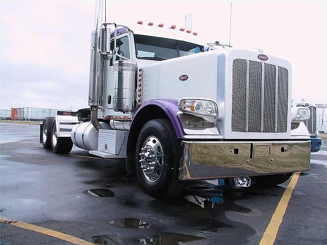 2008 PETERBILT 389 Altoona Iowa Photo #0081649A