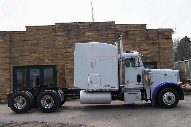 1999 PETERBILT 379 Gibbon Minnesota Photo #0081691A