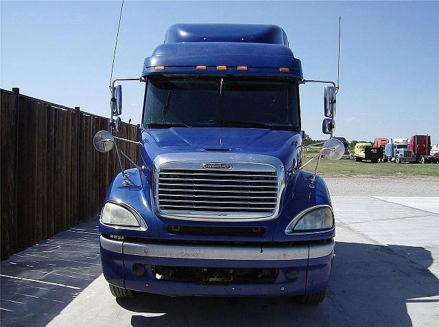 2004 FREIGHTLINER CL12064ST-COLUMBIA 120 EASTLAND Texas Photo #0081734A