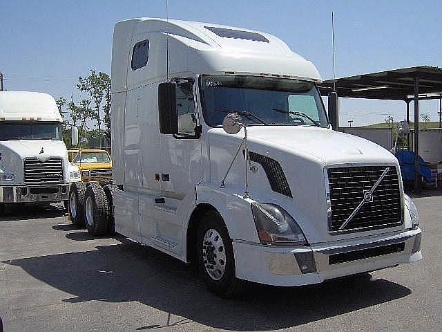 2006 VOLVO VNL64670 Houston Texas Photo #0081804A