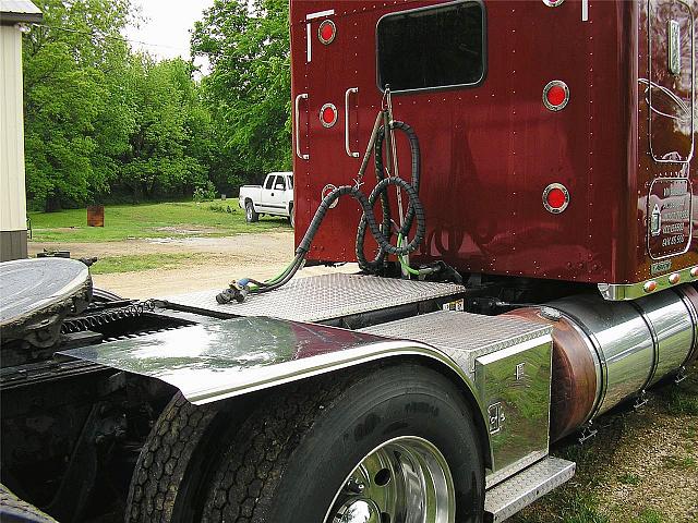 2006 KENWORTH W900L Humboldt Kansas Photo #0081827A