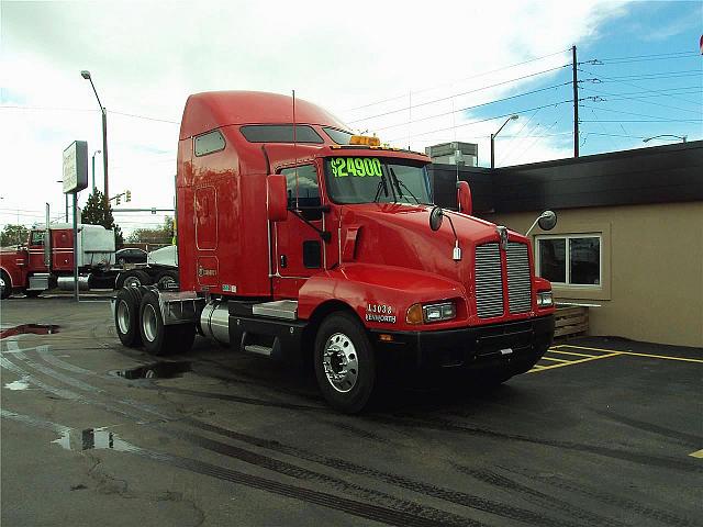 2003 KENWORTH T600 Commerce City Colorado Photo #0081847A