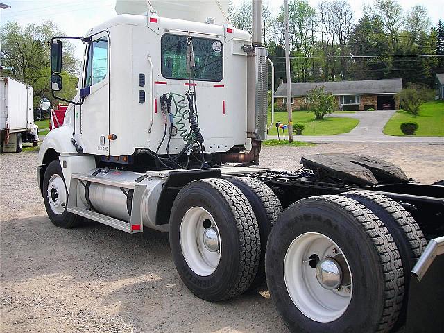 2003 FREIGHTLINER CL12064ST-COLUMBIA 120 Clarion Pennsylvania Photo #0081867H