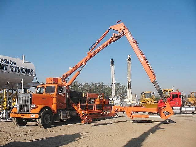 1987 FREIGHTLINER FLC12064 Fontana California Photo #0081907A