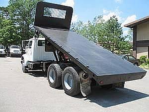 1999 INTERNATIONAL 4700 Broadview Heights Ohio Photo #0081915A