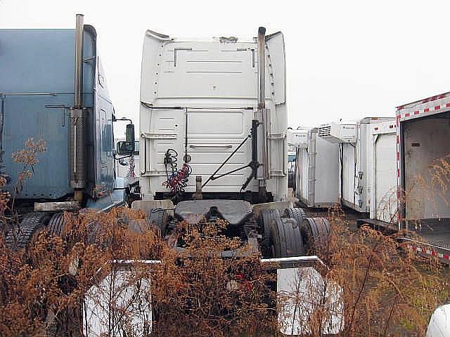 2002 VOLVO VNL64T660 Longview Texas Photo #0081959A