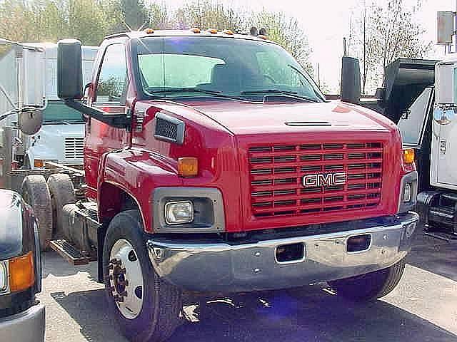 2003 GMC TOPKICK C7500 Falmouth Maine Photo #0081993A