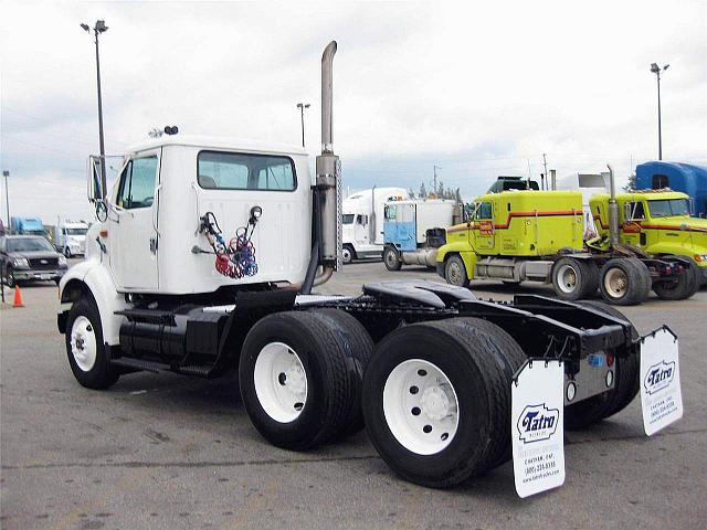 1997 INTERNATIONAL 8100 Chatham Photo #0082019A