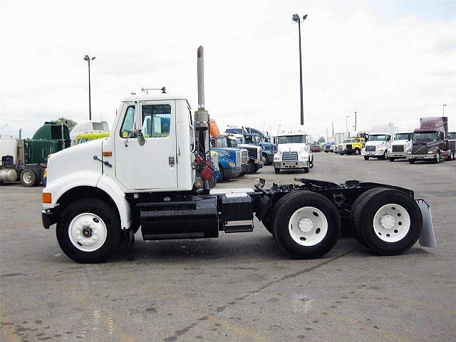 1997 INTERNATIONAL 8100 Chatham Photo #0082019A