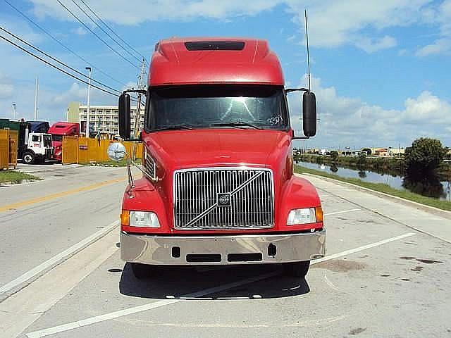 2001 VOLVO VNL64T660 Miami Florida Photo #0082041A