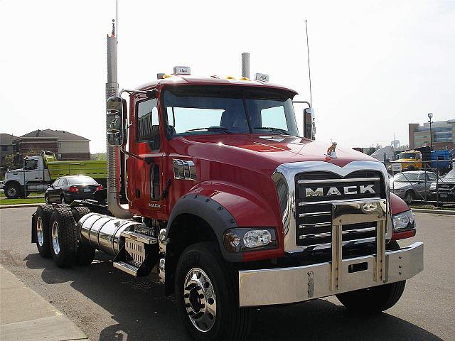 2011 MACK GRANITE GU713 Roseville Minnesota Photo #0082130A