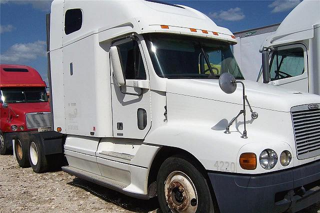 2002 FREIGHTLINER FLC12064ST Mesquite Texas Photo #0082250A