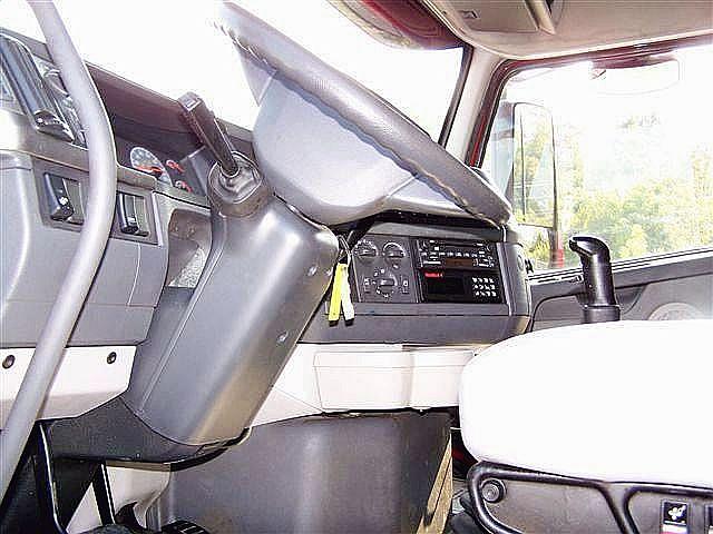 2007 VOLVO VNL64T670 Knoxville Tennessee Photo #0082363E