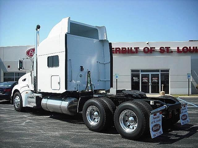 2011 PETERBILT 386 Sauget Illinois Photo #0082371A